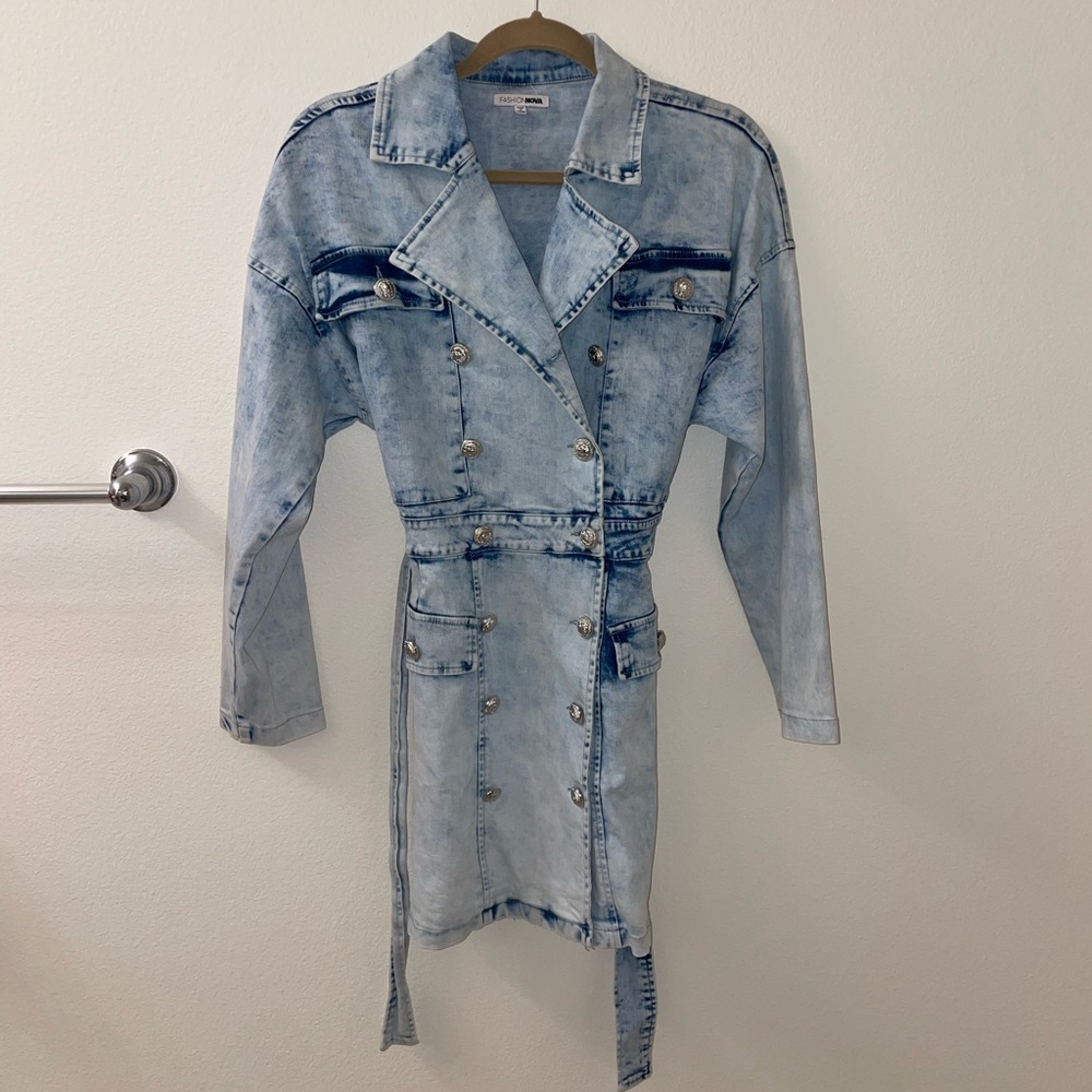 Star Studded Denim Trenchcoat-Type Dress - Picture 3 of 7